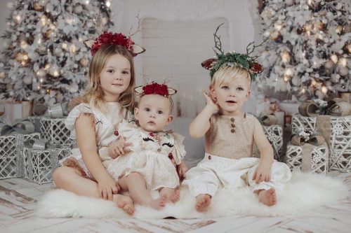 WIN THE ULTIMATE FAMILY PHOTO CHRISTMAS SHOOT WITH A MAGICAL EXPERIENCE