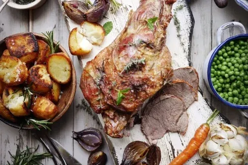 WIN £50 TO SPEND ON A ROAST DINNER