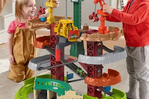 TOY DAY- AUTO WIN-Thomas & Friends Trains & Cranes Super Tower Track Set