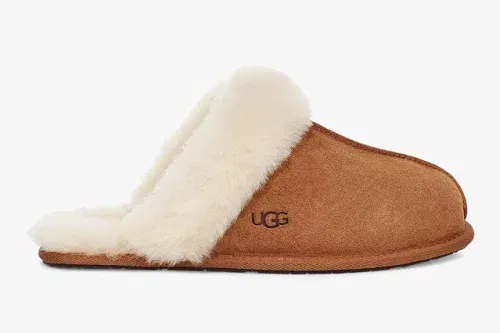CHRISTMAS ADVENT CALENDAR- WIN UGG Scuffette Sheepskin and Suede Slippers + FIND THE INSTANT WIN