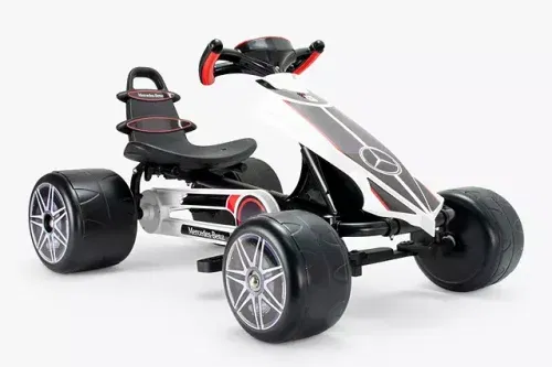 TOY DAY- AUTO WIN- INJUSA Mercedes Flecha Ride-On Go Kart