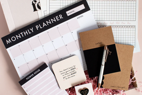 FOX GIVEAWAY - STATIONARY LOVERS BOX