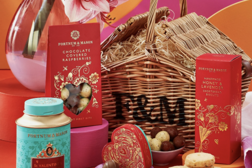 FORTNUM & MASON The For My Sweetheart Hamper