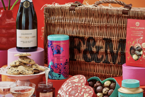 FORTNUM & MASON The Utterly Smitten Hamper