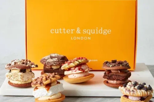 SUNDAY TREAT GIVEAWAY- 2 WINNERS - CUTTER & SQUIDGE - Mixed Biskie Box 100% VEGETARIAN HALAL FRIENDLY ALL NATURAL