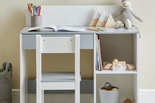 AUTO WIN - Kid's Desk and Chair Set