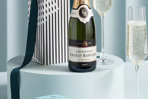 FREE GIVEAWAY - Champagne & Chocolates Gift, 1.5kg - 10/02