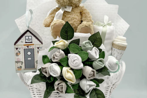 Bertie’s New Baby Gift Basket - Winner chooses colour