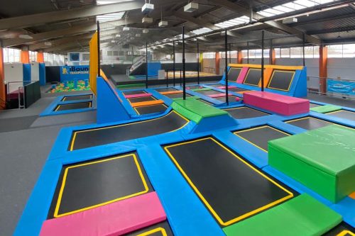 WIN £50 IBOUNCE GIFT CARD PLUS £50 CASH - 17/04