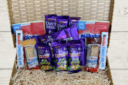 FREE GIVEAWAY – 3 WINNERS WIN A Letter Box Chocolate Box – 29/03