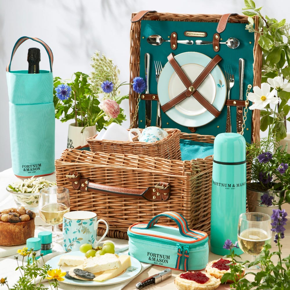 Fortnum’s Camellia Picnic Hamper for Two Competition Fox