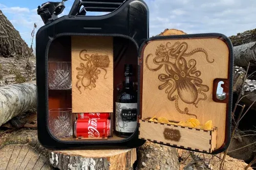 Raken rum themed metal Jerry can mini bar Green - 23/05