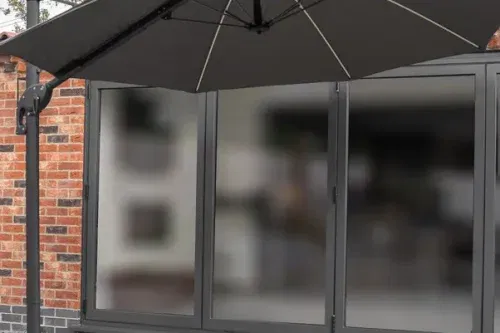 One Box 3m Round Parasol with Water Base - 12/06