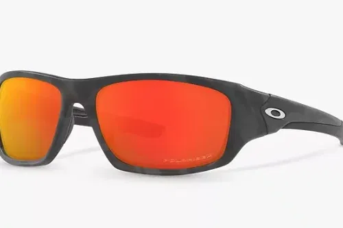AUTO WIN-Oakley OO9236 Men's Valve Prizm Rectangular Polarised Sunglasses, Matte Black Camo/Mirror Red