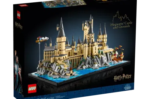 AUTO WIN - NEW! Lego Hogwarts™ Castle and Grounds - 04/09