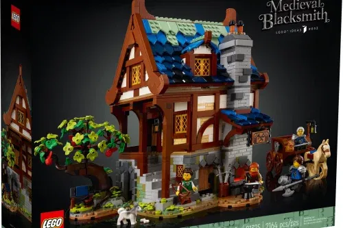 AUTO WIN - Lego Medieval Blacksmith - 05/10