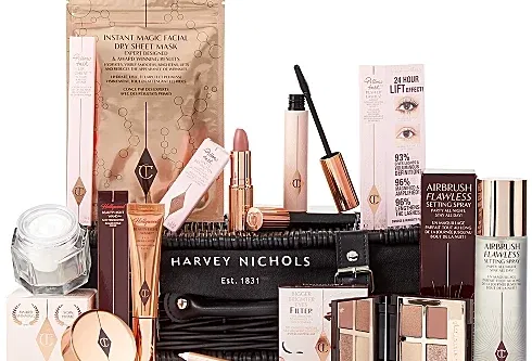 CHARLOTTE TILBURY  Charlotte's Heroes Hamper