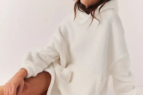 AUTO WIN - Snuggle Blanket Hoodie - 05/10