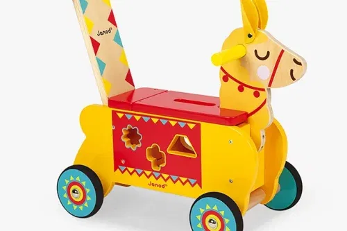 AUTO WIN - Janod Wooden Ride-on Llama - 28/10