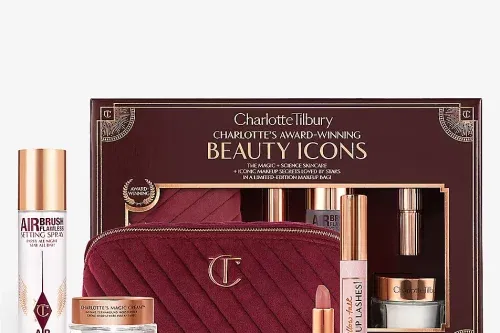 CHARLOTTE TILBURY Charlotte's Award Winning Beauty Icons limited-edition gift set - 02/11