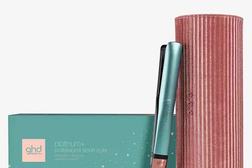AUTO WIN-GHD Dreamland Platinum+ hair straightener limited-edition festive gift set