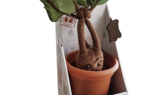 AUTO WIN - Wizarding World Harry Potter Mandrake Interactive Plush with Pot