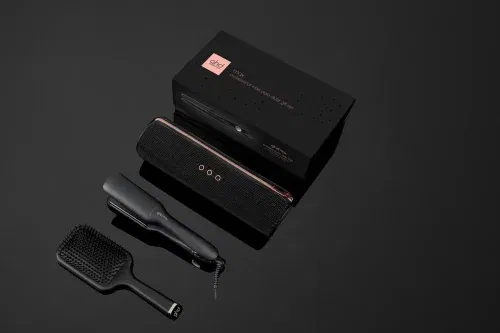 GHD MAX HAIR STRAIGHTENER FESTIVE GIFT SET - 17/11