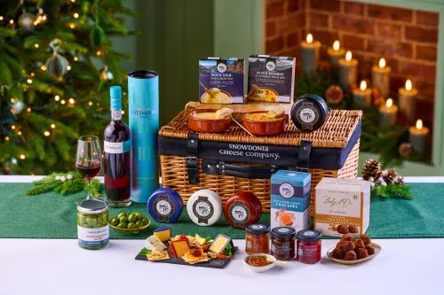 AUTO WIN-Christmas Cheese & Port Wicker Hamper