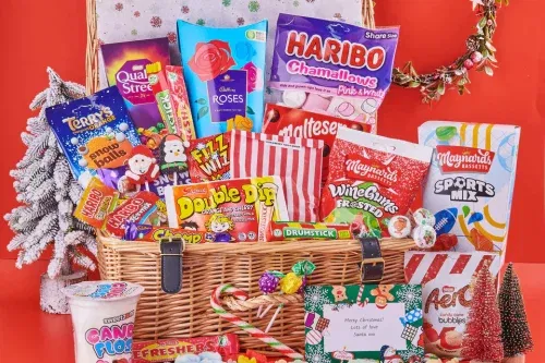 AUTO WIN - HUGE FESTIVE SWEET & CHOCOLATE HAMPER - 08/12