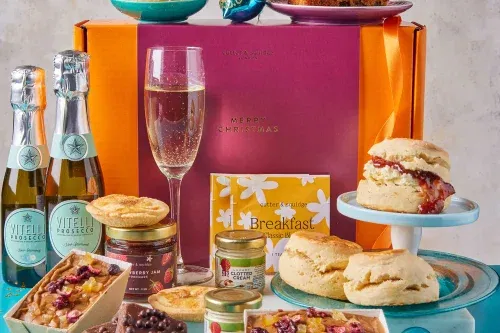 AUTO WIN - Luxe Christmas Afternoon Tea At Home with Prosecco - 15/11