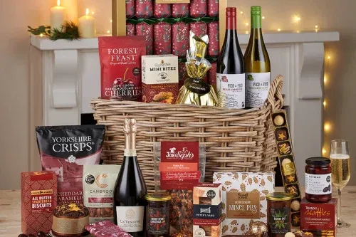 AUTO WIN - CHRISTMAS TRADITION HAMPER - 08/12