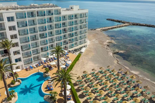 JET OFF FOR THE WEEKEND- 3 NIGHTS MAJORCA