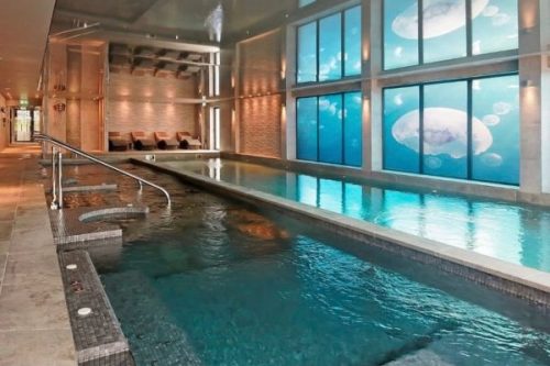 SPA DAY FOR 2 AT THE LINCOMBE HALL-13/03