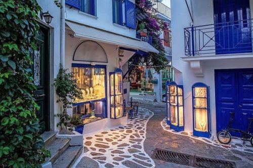 HOLIDAY FOR 2 - SKOPELOS 2025