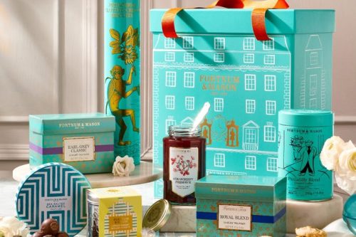 THE FORTNUM'S LONDON GIFT BOX- AUTO WIN 10/06