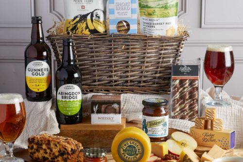 GENTLEMAN'S TEA BEER HAMPER- AUTO WIN 31/05