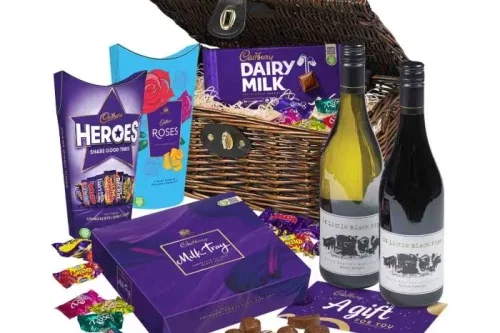CADBURY CHOCOLATE & WINES HAMPER BASKET- AUTO WIN 25/06