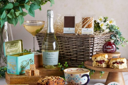 AFTERNOON TEA WITH PROSECCO HAMPER- AUTO WIN 22/06