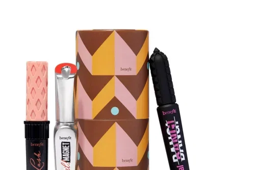 🦊BENEFIT -NAUGHTY LIST LASHES GIFT SET- AUTO WIN 21/08