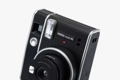 🦊 Fujifilm Instax Mini 40 Instant Camera with Built-In Flash & Hand Strap, Black -AUTO WIN