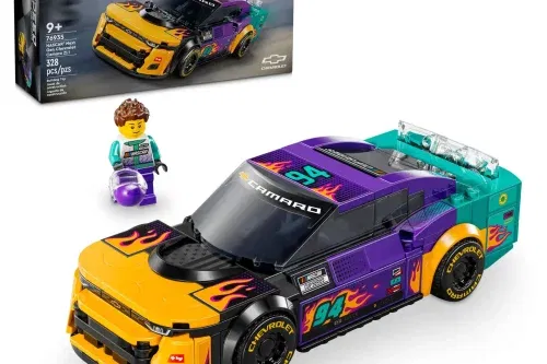 🦊 LEGO- NEW NASCAR NEXT GEN CHEVROLET CAMARO ZL1- AUTO WIN 19/09