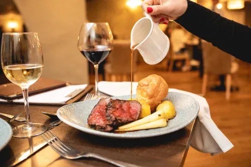 £100 SUNDAY LUNCH AT BORINGDON HALL EGIFT CARD -AUTO WIN 09/10