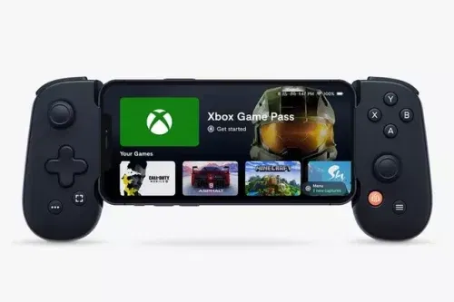 Backbone One Mobile Gaming Controller for Android & iPhone 15 Series, Xbox Edition, USB-C Connection, Black