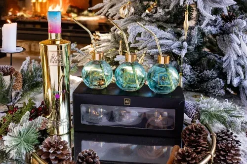 🦊AU VODKA BUBBLEGUM 70CL & BAUBLE SET- AUTO WIN 23/11