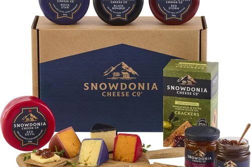 🦊Snowdonia Cheese Company | Cheese, Chutney and Cracker Gift Box -AUTO WIN 11/12