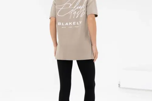 🦊 BLAKELY CLUB OVERSIZED T-SHIRT- AUTO WIN 13/03