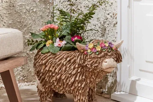 Natural Outdoor Hamish The Highland Cow Plant Pot-AUTO WIN