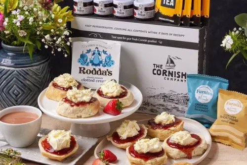 The Cream Tea Hamper🦊-AUTO WIN