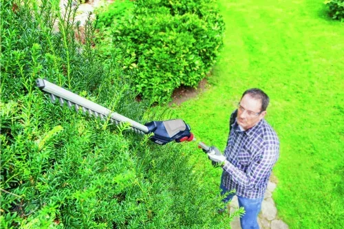Spear & Jackson 45cm Cordless Pole Hedge Trimmer – 18V-AUTO WIN