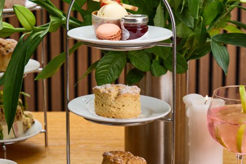 HIGH TEA AT BABBACOMBE BAY HOTEL TORQUAY FOR 2-AUTO WIN 07/09